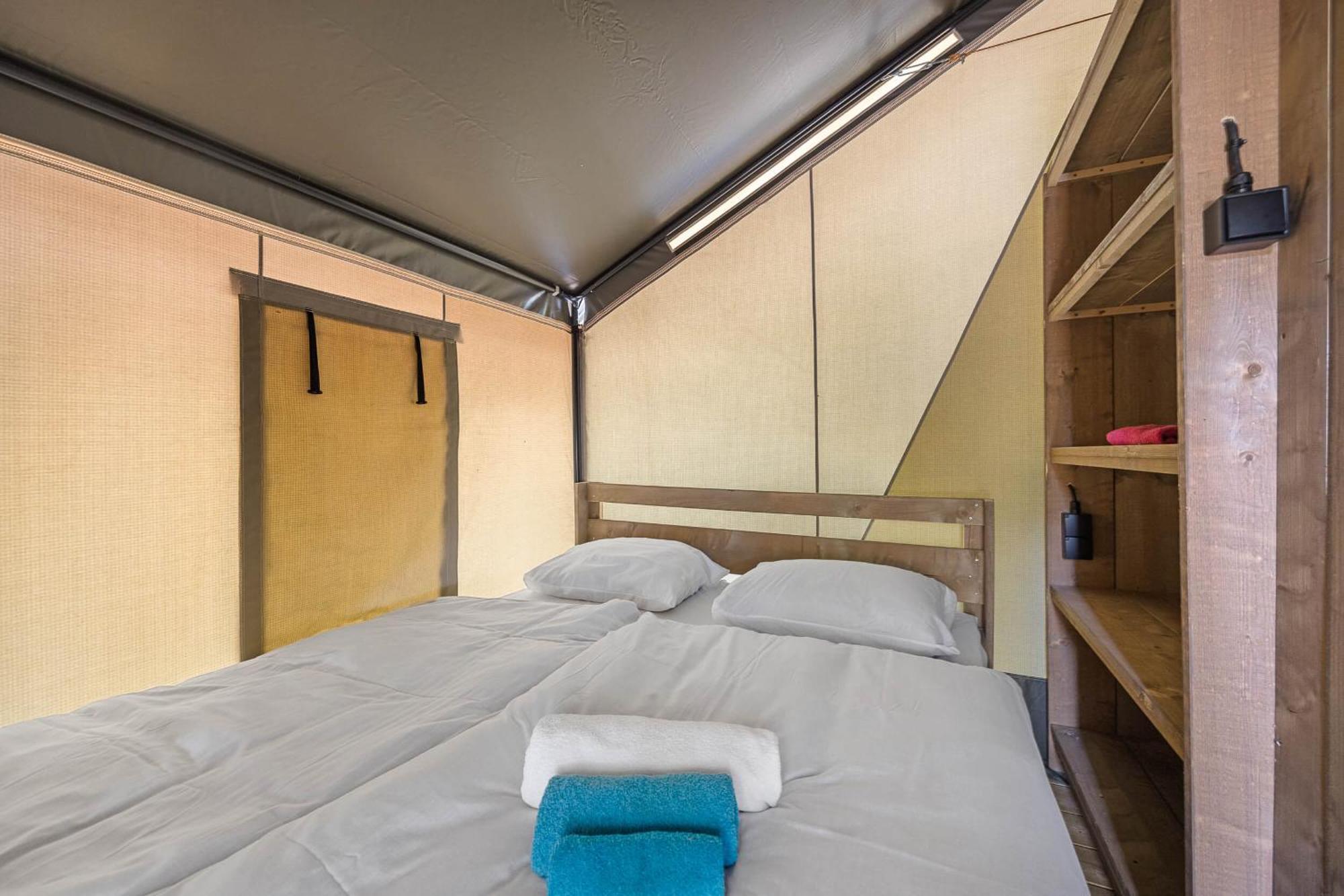 Easyatent Safari Tent Lanterna Cervar-Porat Номер фото
