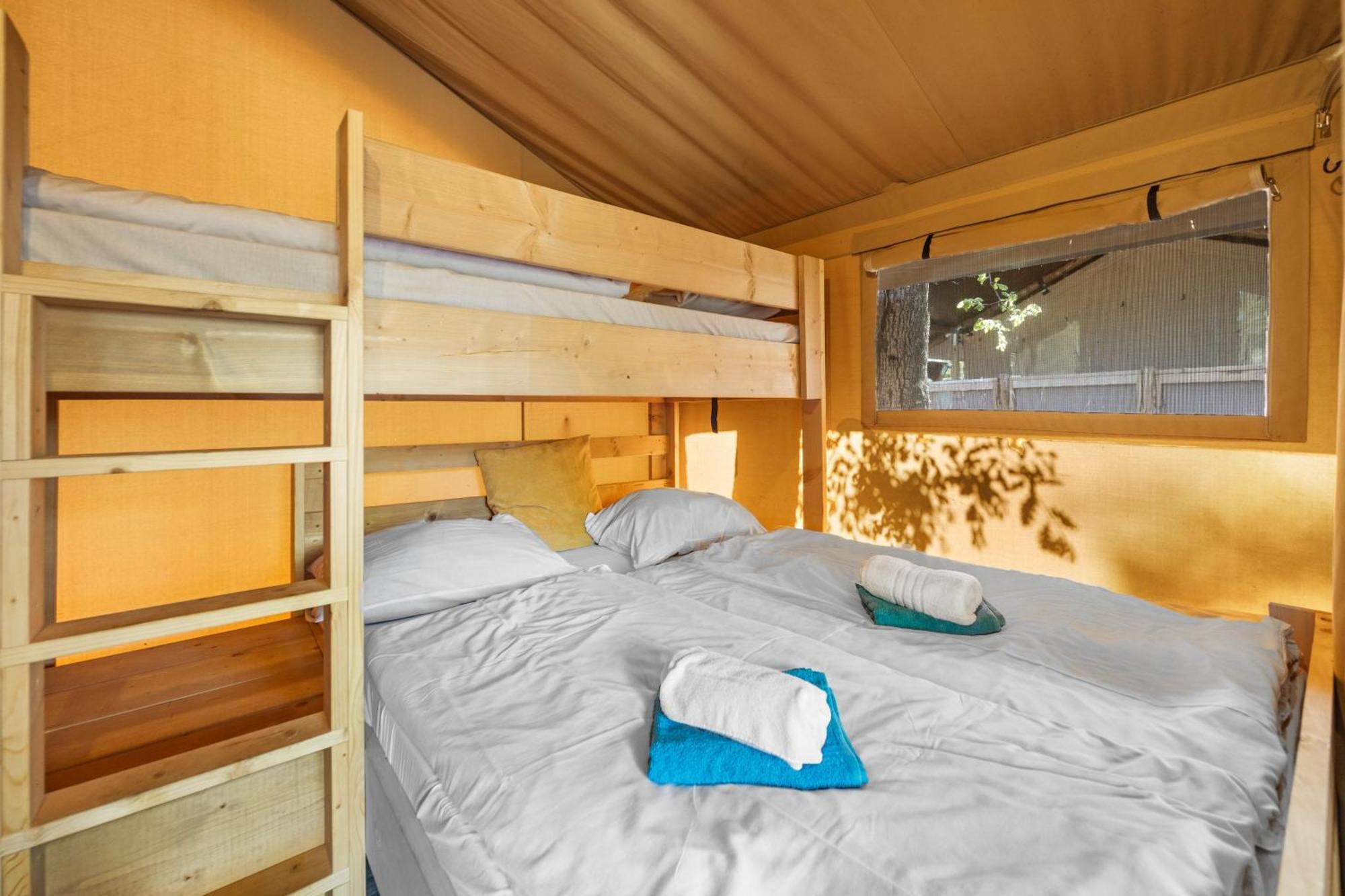Easyatent Safari Tent Lanterna Cervar-Porat Номер фото