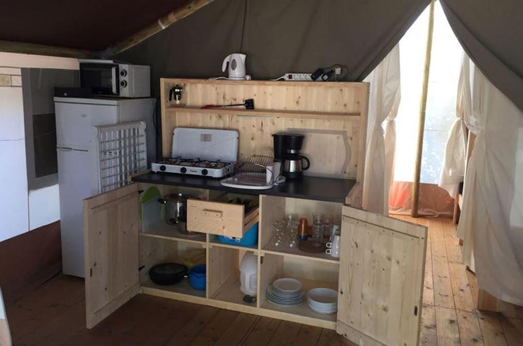 Easyatent Safari Tent Lanterna Cervar-Porat Номер фото